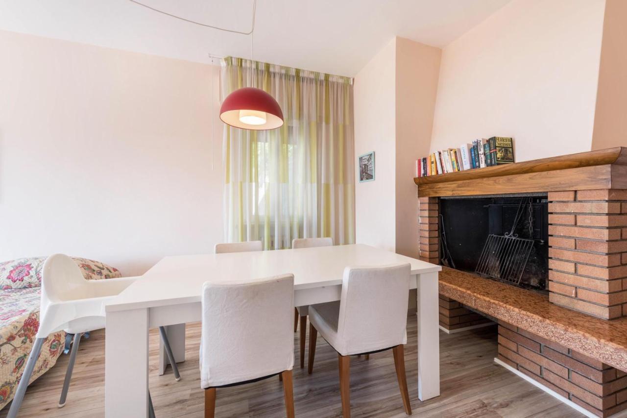 Lake View With Aircon - 5 Minutes From The Beach! 布雷佐内加尔达 外观 照片