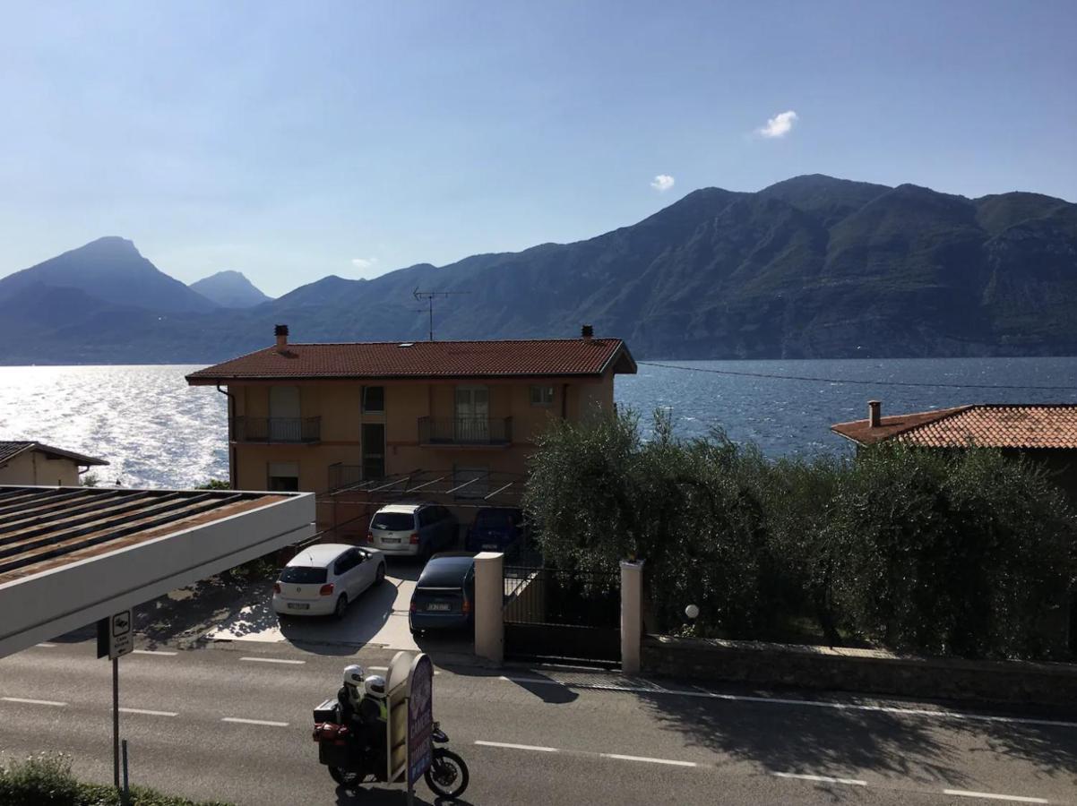 Lake View With Aircon - 5 Minutes From The Beach! 布雷佐内加尔达 外观 照片